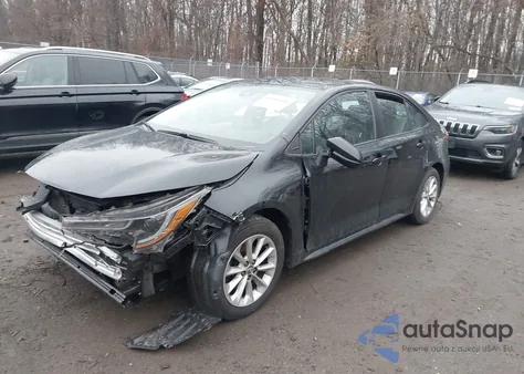 2022 Toyota Corolla Le z USA, uszkodzony, nr VIN 5YFEPMAE3NP377924